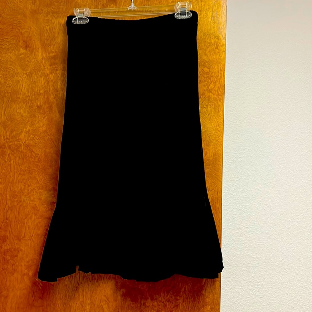 Allison Taylor Flared hug skirt
